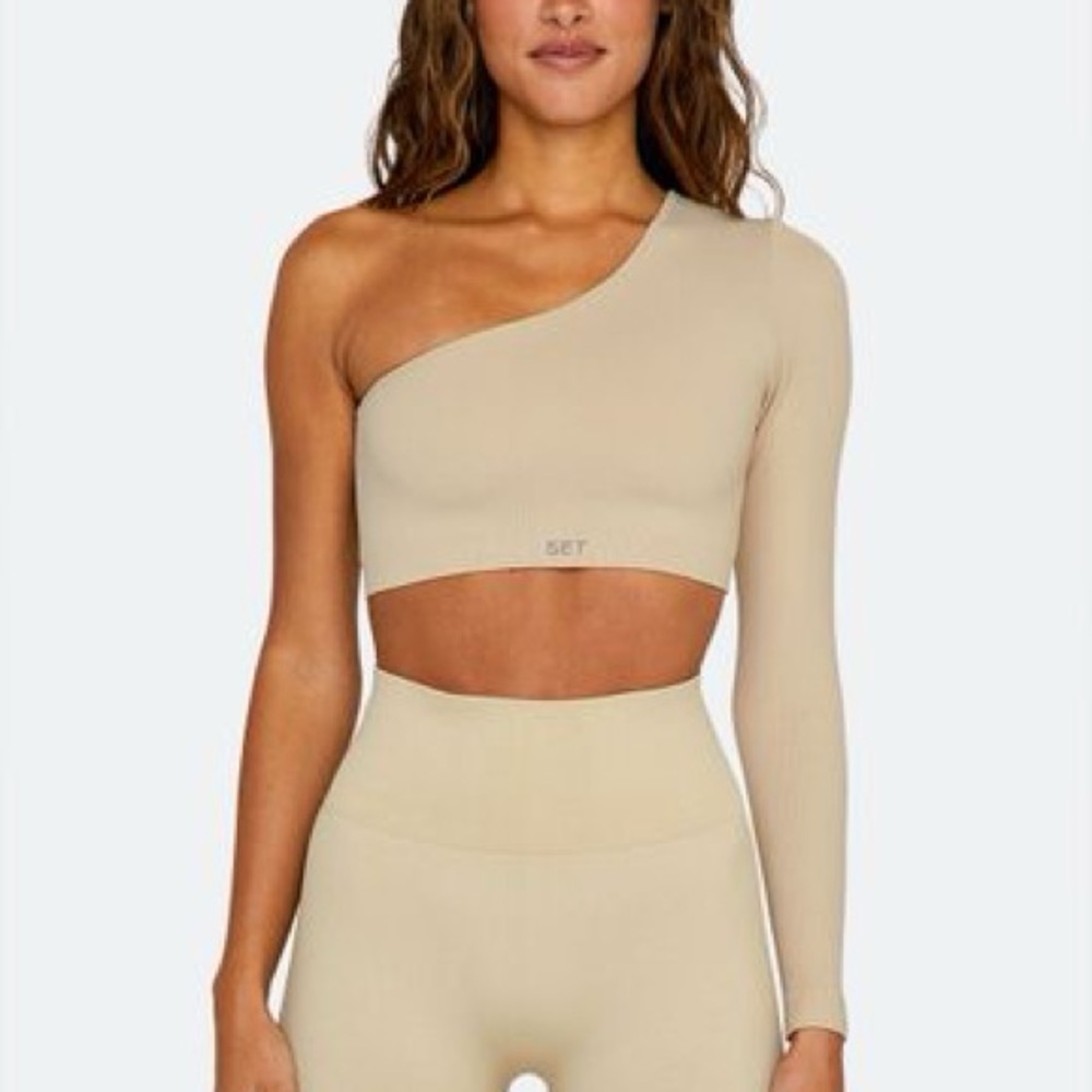 SET Active Tan Asymmetrical Crop